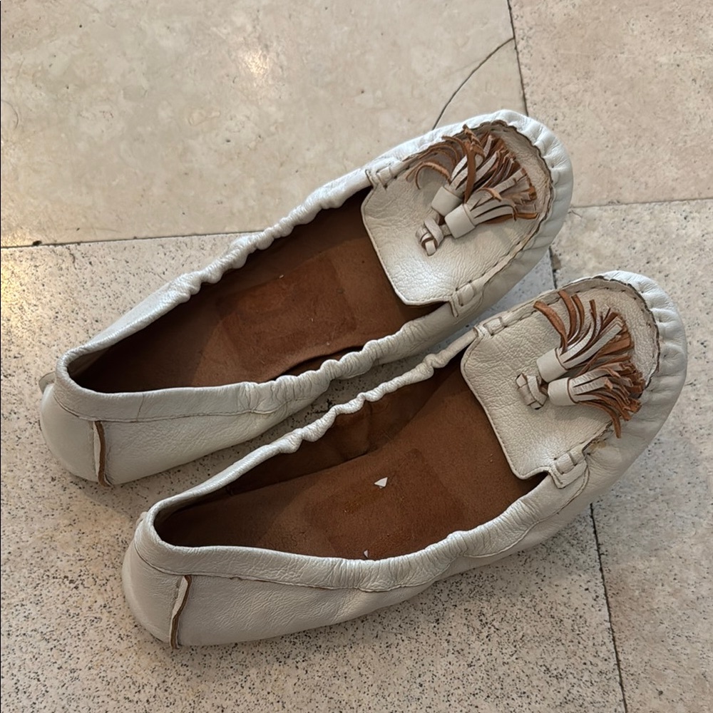 White Leather Tassel Loafers
